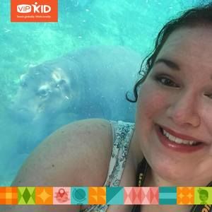 Meet your Posher, Elyse